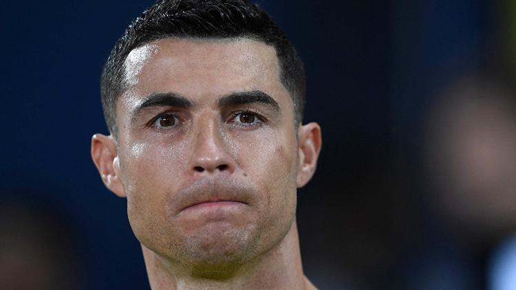 Cristiano Ronaldo için ayrılık iddiası Tek taraflı fesihte tazminat ve men tehlikesi...