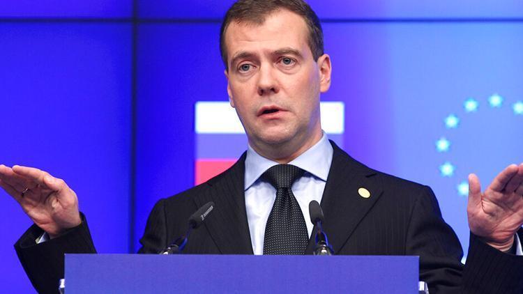 Medvedev yine meydan okudu