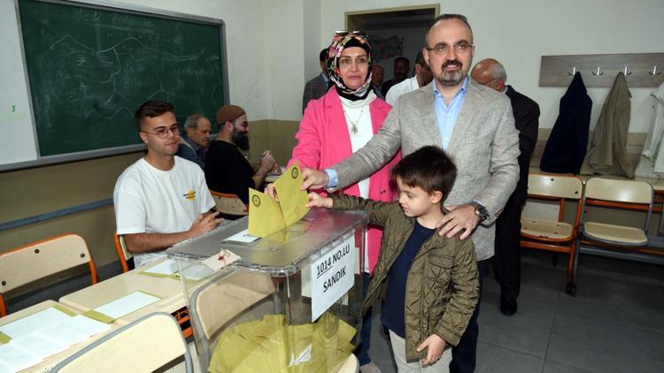 AK Partili Bülent Turan: Sakın oy kullanmaya geç kalmayalım