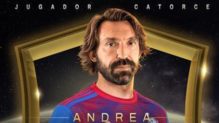 Andrea Pirlo sahalara geri dönüyor