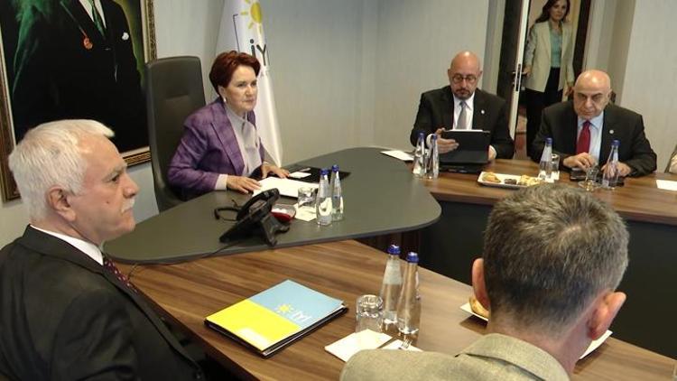 Akşener, Başkanlık Divanını topladı