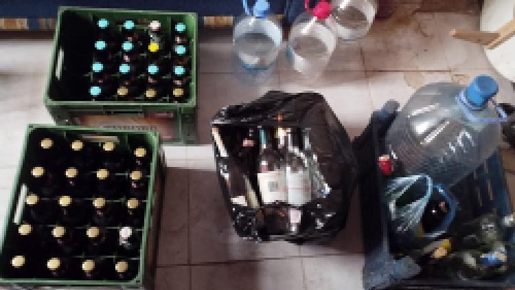 Adanada İmalathaneye dönüştürülen evde 703 litre sahte içki ele geçirildi