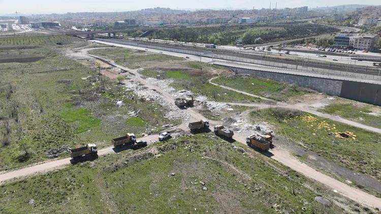 Atıklar toplandı Yeşilova yeşillendi