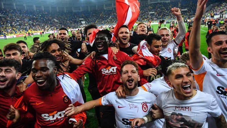 Galatasarayda gözler şampiyonluk kutlamasına çevrildi Fenerbahçe maçının ardından...