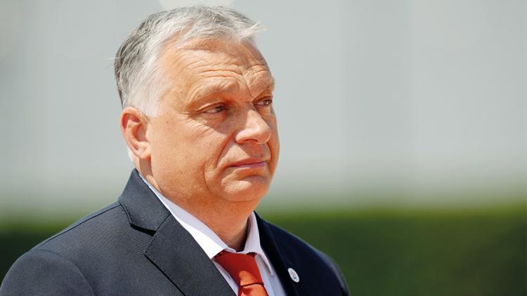 Orban: Erdoğan için dua ettik