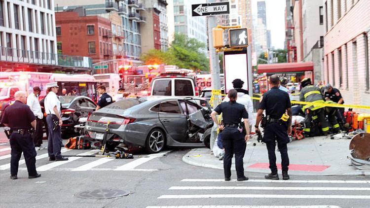 Alkollü sürücü dehşet saçtı New York’taki kazada 1 Türk öldü 3 kişi yaralandı