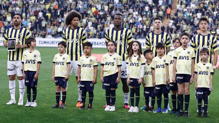 Fenerbahçe, kupa finaline yeni sezon formasıyla çıkacak