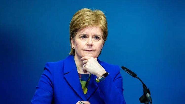 Gözaltına alınan İskoçya’nın eski Başbakanı Sturgeon serbest bırakıldı