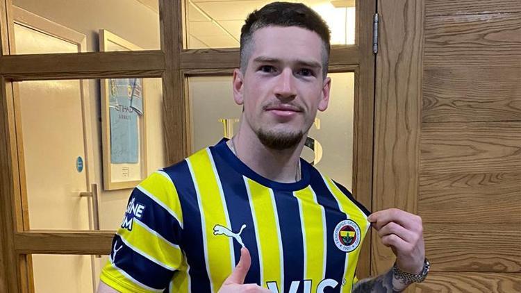 Son Dakika: Fenerbahçe Ryan Kent transferini resmen açıkladı