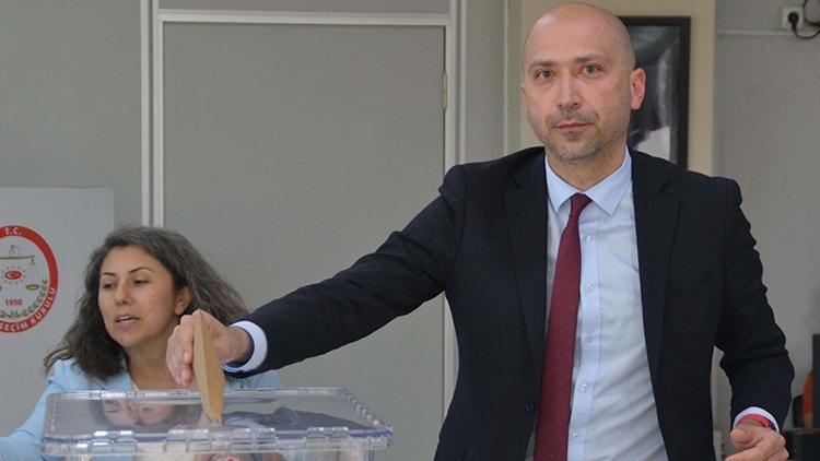 Söke Belediye Başkanı Mustafa İberya Arıkan oldu