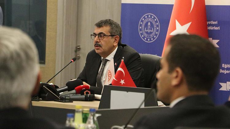 Bakan Tekin: Okullar açılmadan deprem öncesi koşullara kavuşacağız