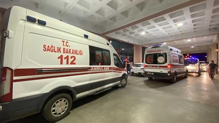 Diyarbakırda hamama giden aile kaza geçirdi: 2 ölü, 4 yaralı