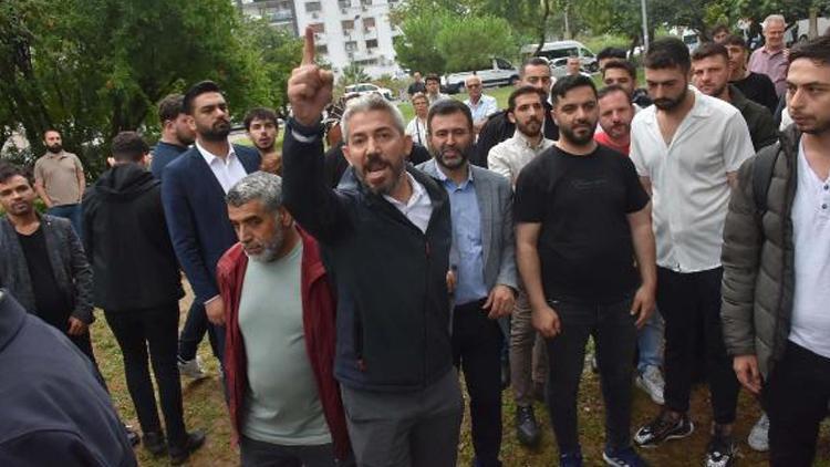 İzmirde LGBT programına karşı gergin basın açıklaması
