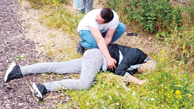 Polis izin gününde sokakta vuruldu