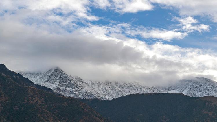 Himalaya buzulları hızla eriyor 2 milyar kişi risk altında