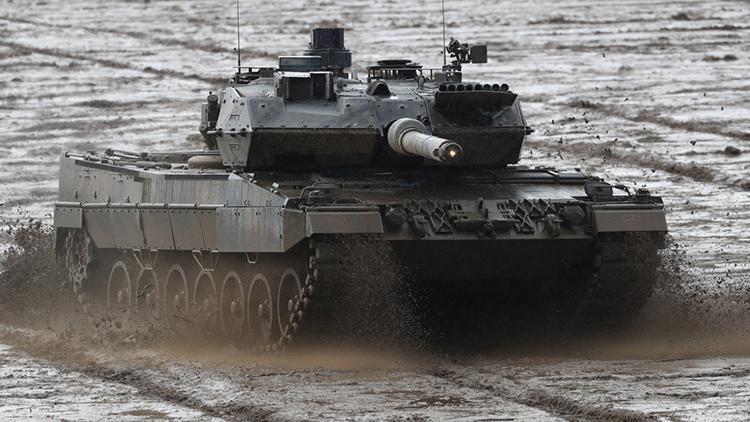 Ukrayna’da Leopard tankını vuran Rus askere 1 milyon ruble ödül