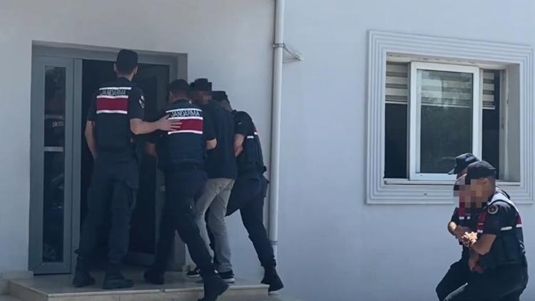 Mersin ve Adanada silah kaçakçılığı operasyonu: 4 gözaltı