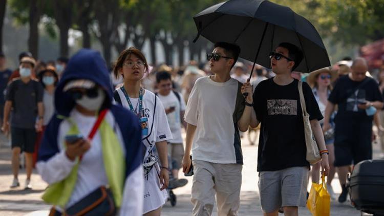 Pekin’de 9 yıl sonra ilk kez sıcaklık için kırmızı alarm
