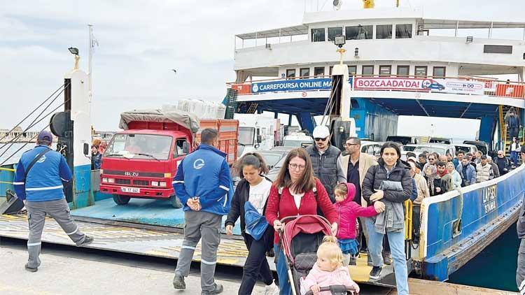 Midibüs ve otobüslere Bozcaada’ya giriş yasağı