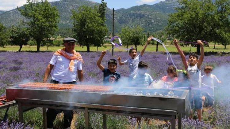 Feke Belediye Başkanı Ahmet Sel: Lavanta bahçelerinde 200 bin turist ağırladık