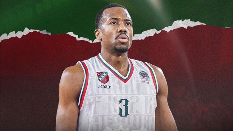 Errick McCollum 1 sezon daha Pınar Karşıyakada