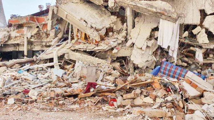 Hacettepe’nin deprem raporu: Betonlar un ufak