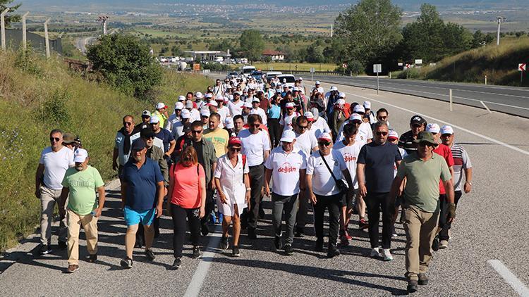 Bolu Belediye Başkanı Tanju Özcanın Değişim ve Adalet yürüyüşünde dördüncü gün