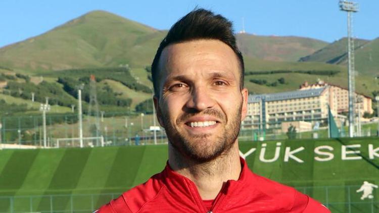 Okan Kocuk: Muslera ile çalışmak şans, rekabet etmek şanssızlık