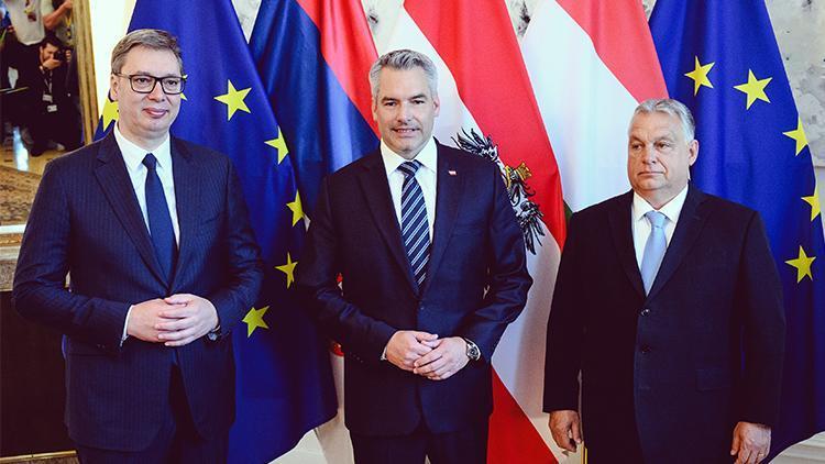 Macaristan Başbakanı Orbandan Türkiye açıklaması: Temas halindeyiz