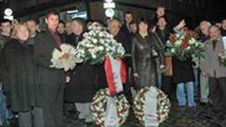 Almanyada Mölln faciasının kurbanları anıldı