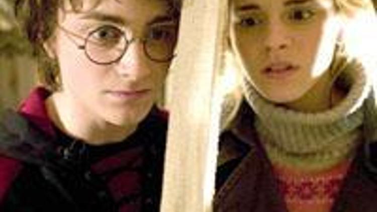 Potter efsanesine devam