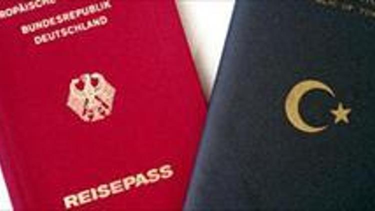 Bulgaristan pasaportsuzları çeviriyor