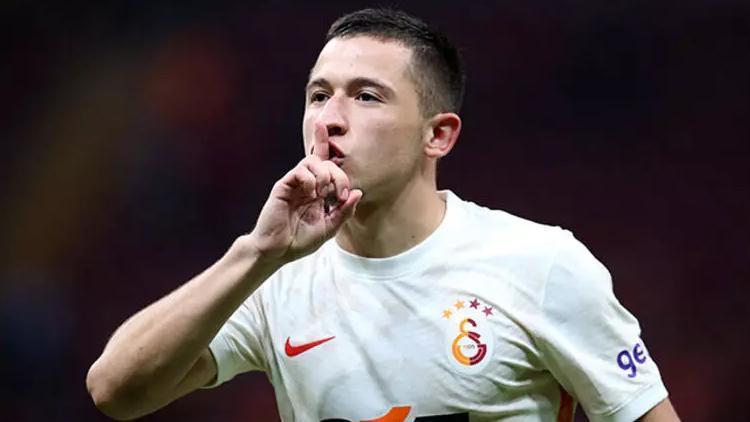 Galatasaraylı oyuncu Olimpiu Morutana Süper Ligden talipler var