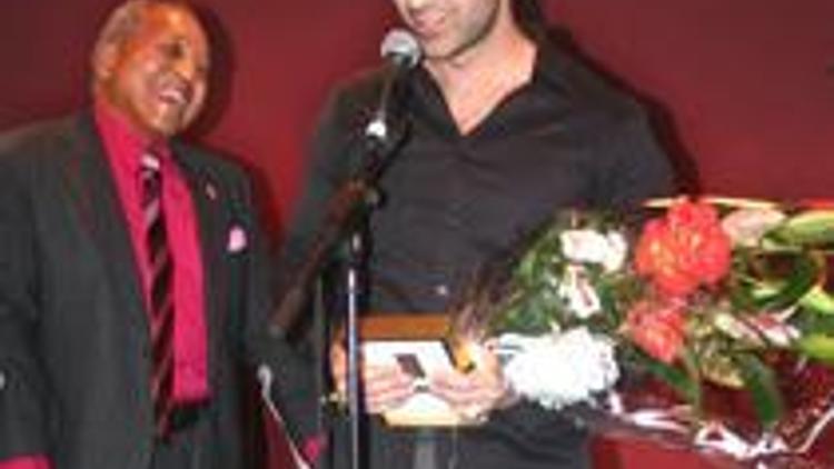 Yılın caz ödülü Mehmet İkize