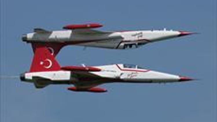 Türk yıldızları Airpower 09da