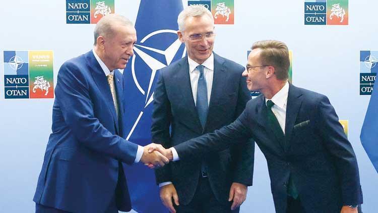 Türkiyeden İsveçin NATO üyeliğine vize