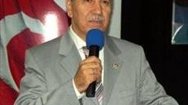 Arınç Kürtçe konuştu