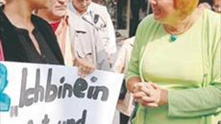 Yeşiller Eş Başkanı Claudia Roth: