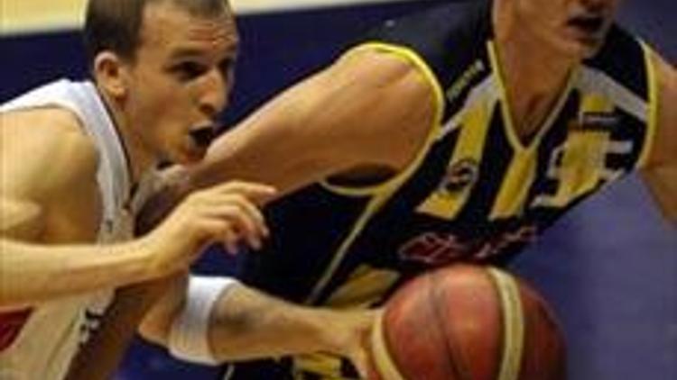 Efes Pilsen 81-74 Fenerbahçe Ülker