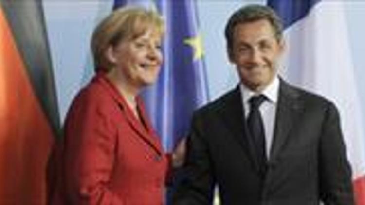 BERLİN’DE MERKEL-SARKOZY GÖRÜŞMESİ