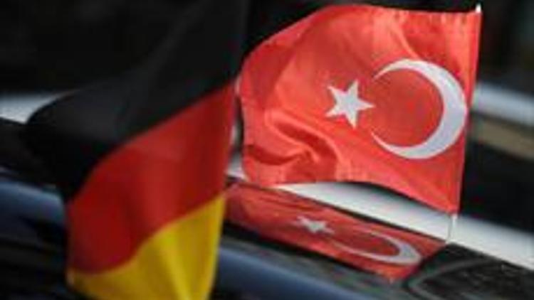 Deutsch-türkisches Fußballfest in Berlin