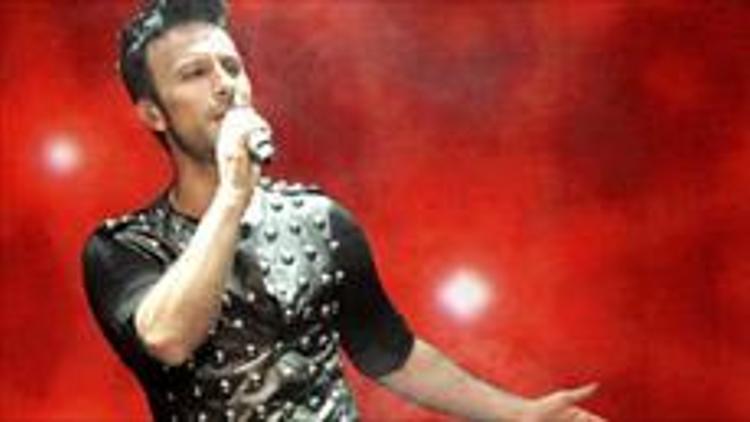 Tarkan Avrupaya geliyor