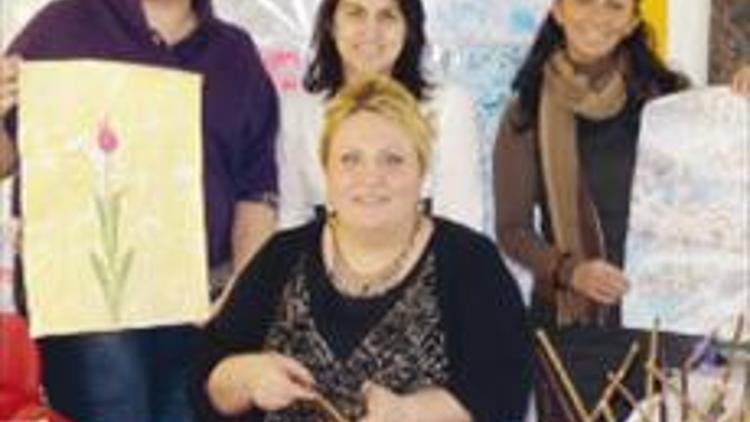 Ebru sergisi açtılar