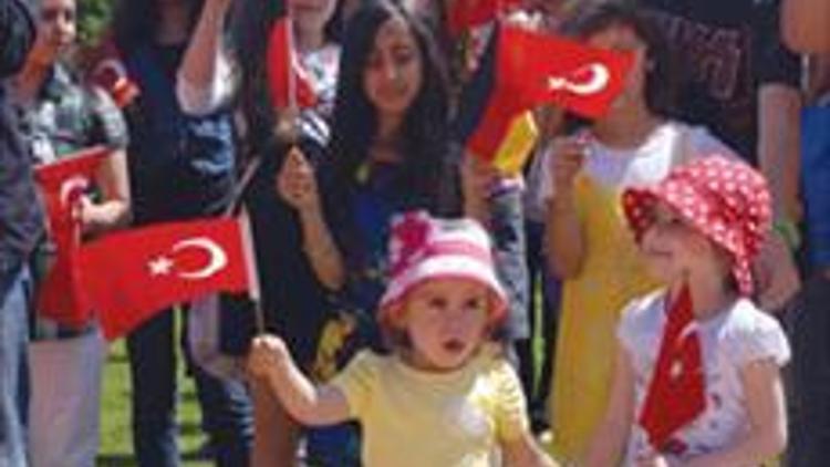 Türk Günü coşku ile kutlandı