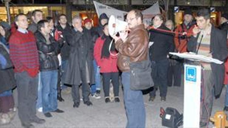 Irkçı cinayetler protesto edildi