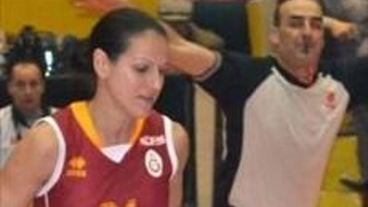 Galatasarayı Fowles uçurdu