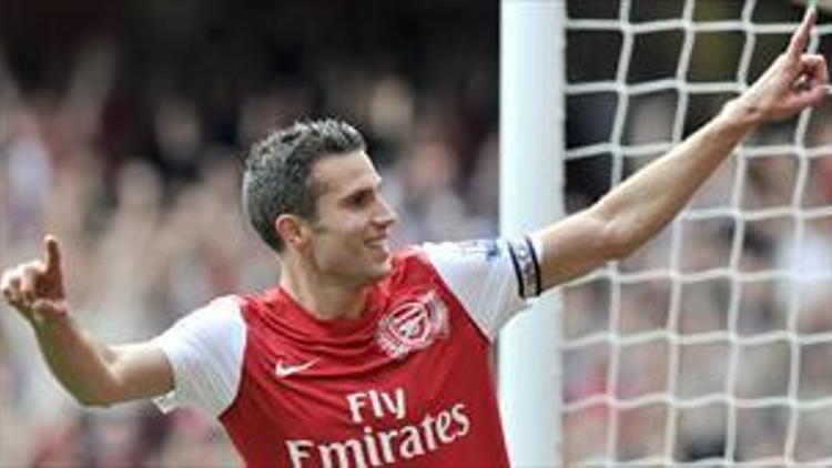 Persie, 2. kez ”yılın futbolcusu”