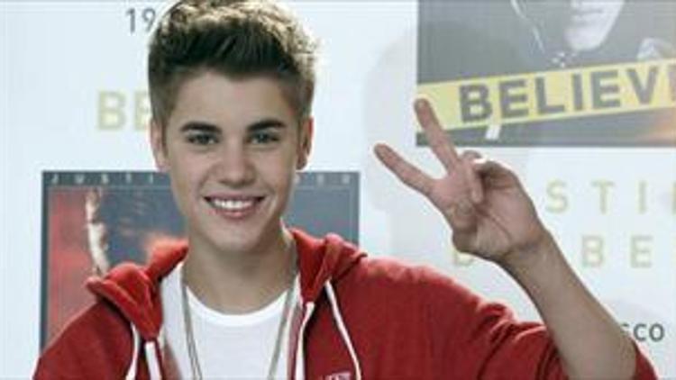 Teenie-Star Justin Bieber stürmt in die Charts