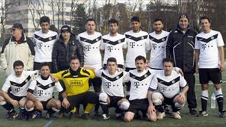 Karadenizspor derbi galibi: 5-3