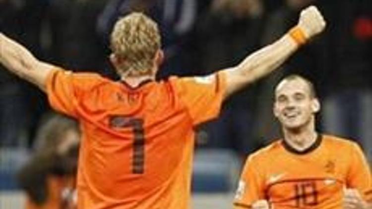 Sneijder ve Kuyt milli takıma çağrıldı